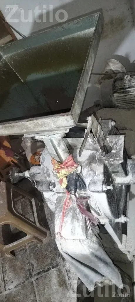 16 Inch Ghar Ghanti Flour Mill with Motor - Machinery - Surat City - Image 4