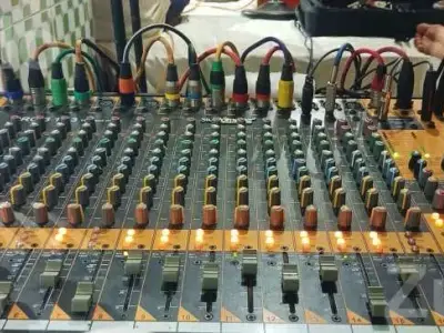 Studio Master 16 Channel Audio Mixer Studio Master 16 Channel Audio Mixer