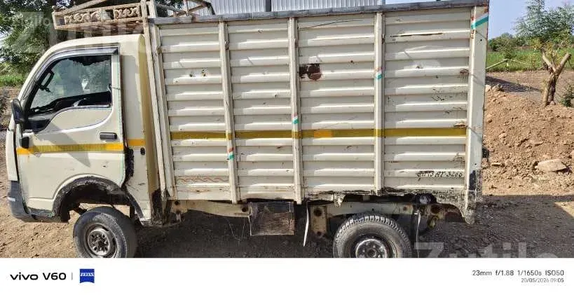 Tata 2014 Goods Carrier Truck - Trucks & Lorries - Khambha - Image 3