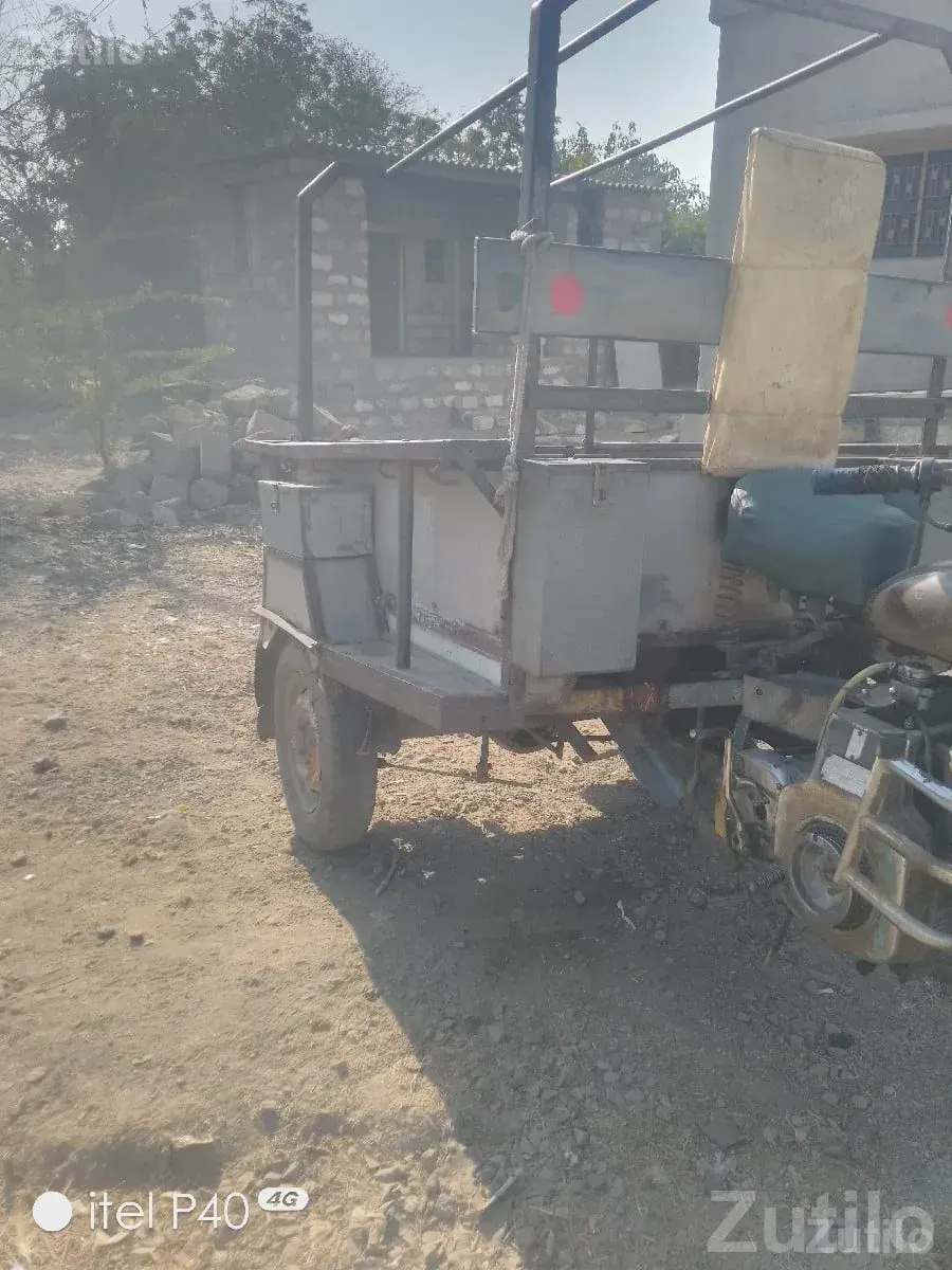 Used Cargo Chakda Rickshaw 2004 Model - ઓટો રિક્ષા - જુનાગઢ - Image 2