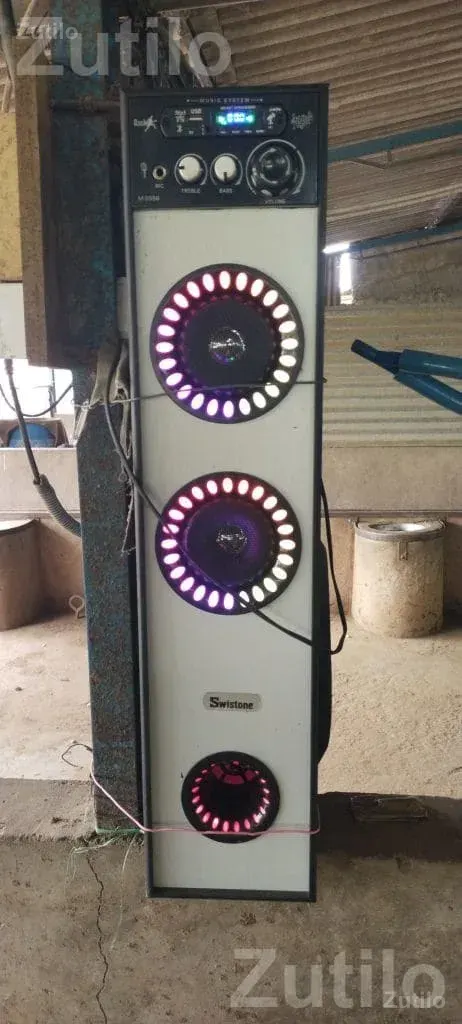 15 Days Old 8 Inch Woofer Speaker - ઇલેક્ટ્રોનિક ઍક્સેસરીઝ - પાલનપુર - Image 3