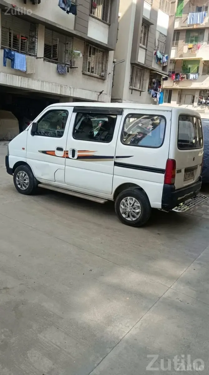 2017 Maruti Suzuki Eeco Petrol CNG - કાર - અમદાવાદ શહેર - Image 2
