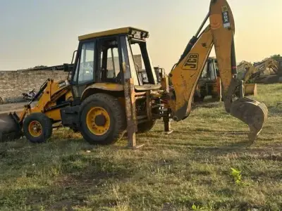 JCB Backhoe Loader 2009 Single Owner JCB Backhoe Loader 2009 Single Owner