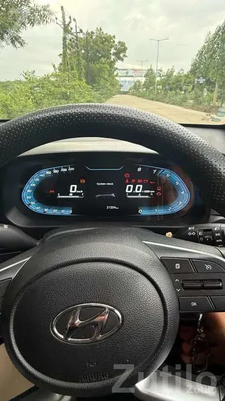 Hyundai i20 Petrol CNG 2022 Manual - Cars - Surat City - Image 4
