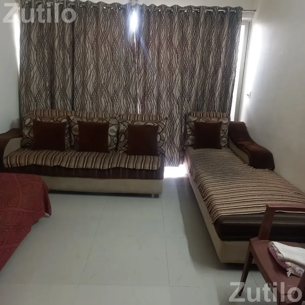 6 sitter sofa set - Sofa Sets & Couches - Ahmedabad City - Image 2
