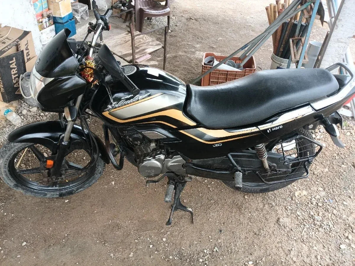 2021 Hero Super Splendor Motorcycle - Bikes - Porbandar City - Image 2
