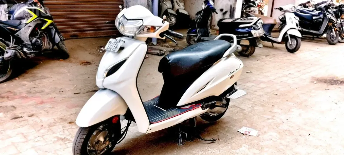 2019 Honda Activa Scooter Single Owner - Bikes - Himmatnagar - Image 3