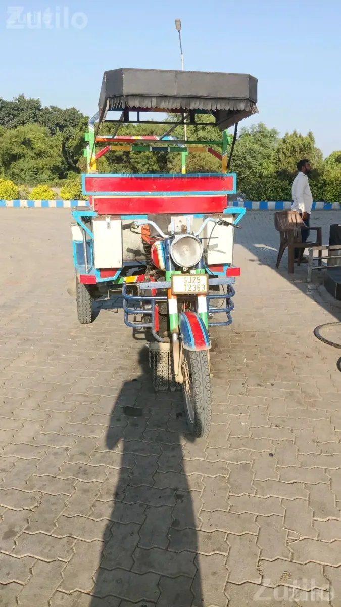 2009 Auto Rickshaw Cargo Three Wheeler - Auto Rickshaws - Keshod - Image 2