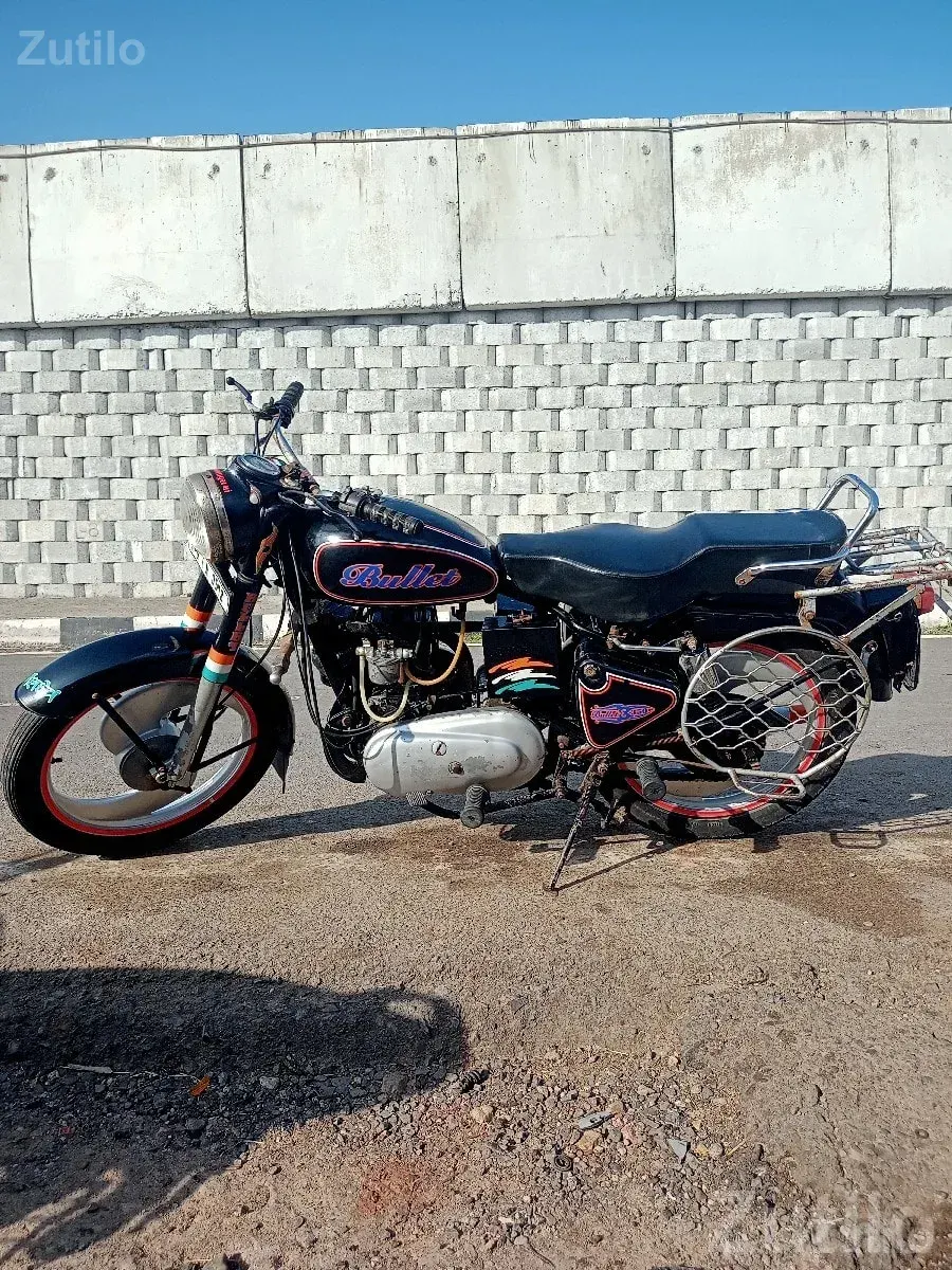 1975 Diesel Bullet Motorcycle for Sale - Bikes - Kalyanpur - Image 2