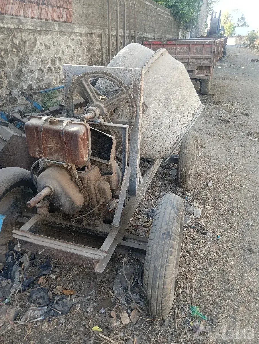 Wheel Mounted Concrete Mixer Machine - Machinery - Kalavad - Image 3