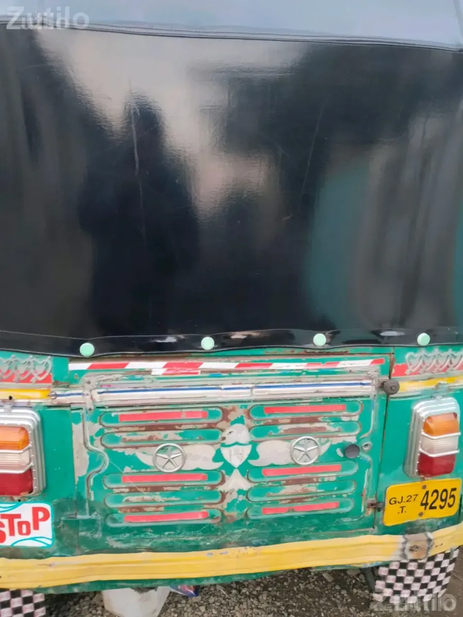 રીક્ષા એક નંબર છે ત્રણ ત્રણ ટાંગા નવા છે - ટ્રક અને લોરી - લાઠી - Image 2