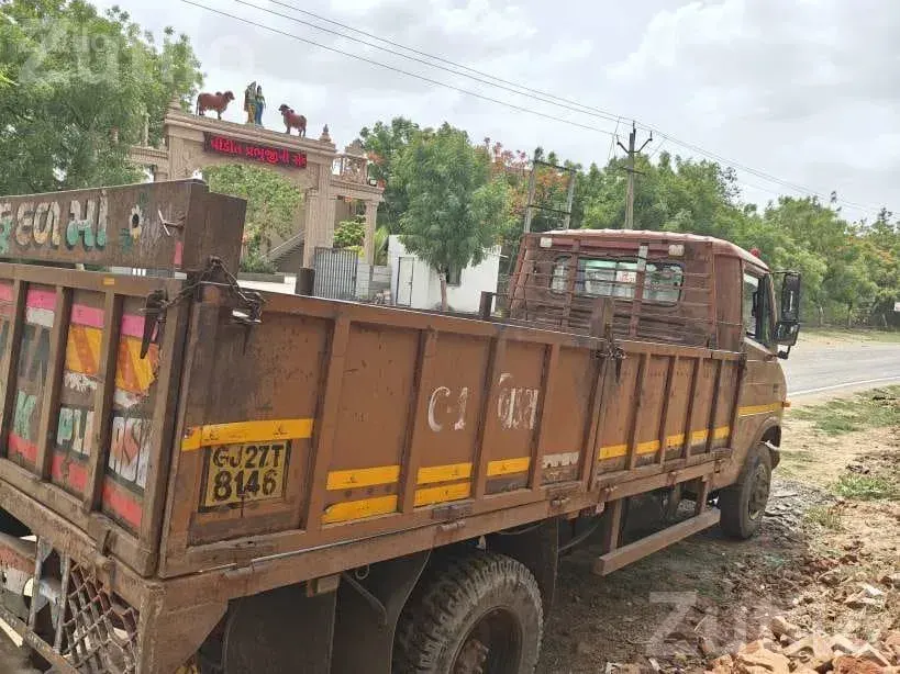2013 Tata 709 Diesel Commercial Truck - ટ્રક અને લોરી - દસ્ક્રોઇ - Image 5