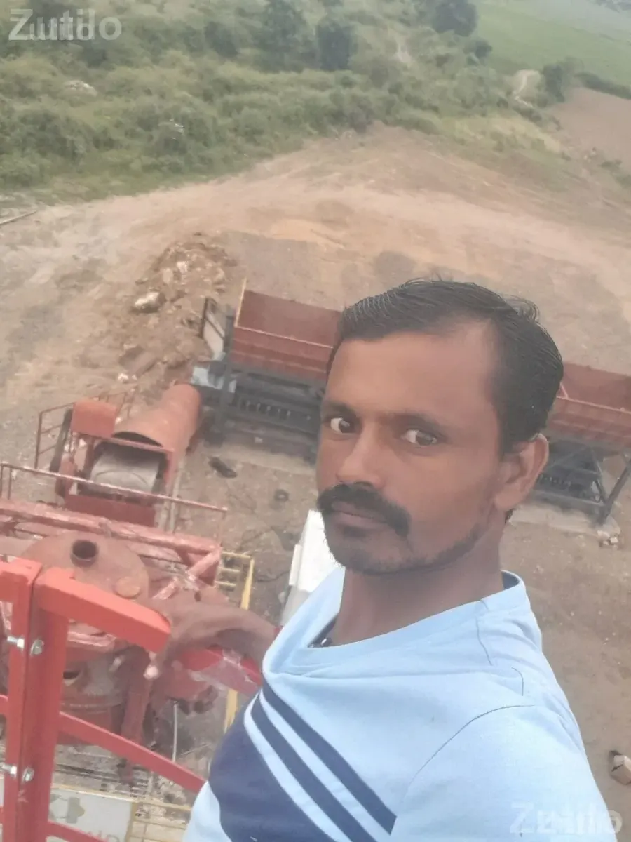 RCC Centering and Construction Labour Work - ઘર મરામત - જામજોધપુર - Image 3