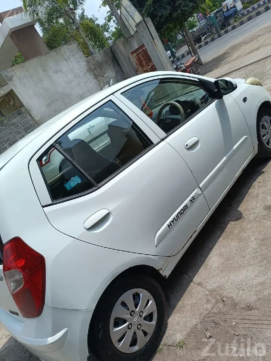 Hyundai i10 Sportz 1.2 Kappa Car - Cars - Botad - Image 3