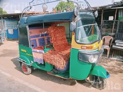 Green Auto Rickshaw 2022 Model