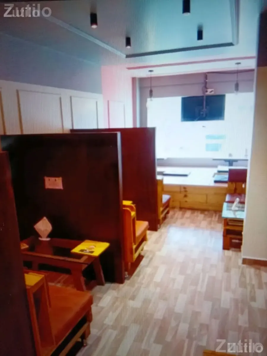 Fully Furnished Cafe and Restaurant Setup - વેપારિક મિલકત - આણંદ - Image 3