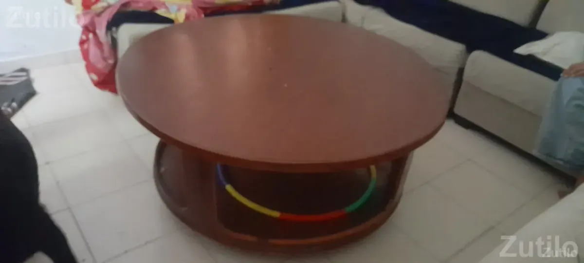 Beautiful Solid Wood Round Table – Timeless Character & Sturdy Design - ડાઇનિંગ ટેબલ અને સેટ - અમદાવાદ શહેર - Image 4