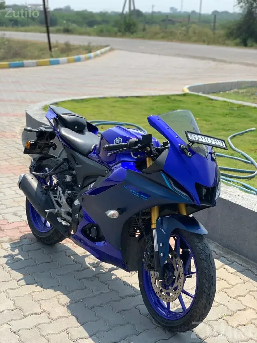 Yamaha R15 V4 2022 Used Sport Bike - બાઇક્સ - ભેસાણ - Image 3