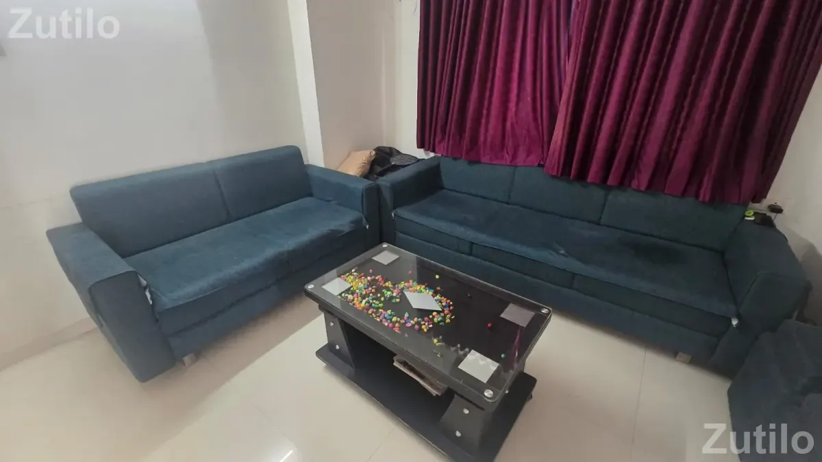“Complete Living Room Set – 3+2 Sofa + 2 Stools + Centre Table” - સોફા સેટ અને કાઉચ - ગાંધીનગર શહેર - Image 3