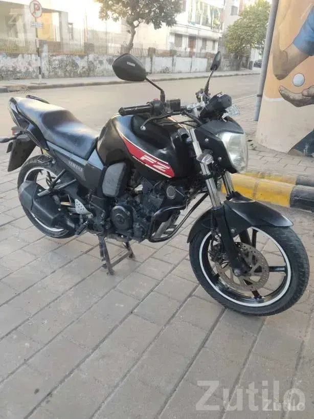 Yamaha FZ 16 2016 Bike with Active Insurance - બાઇક્સ - અમદાવાદ શહેર - Image 3