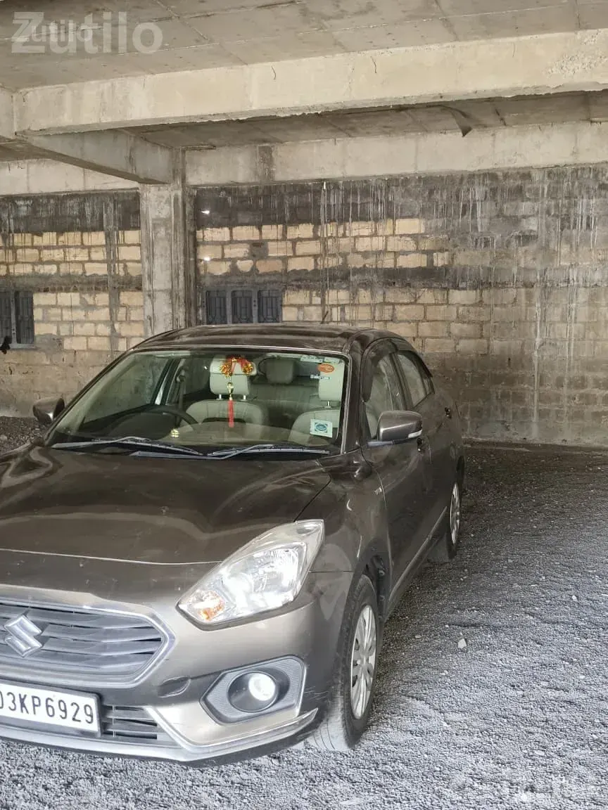 Maruti Suzuki Swift Dzire 2019 Second Owner - કાર - રાજકોટ શહેર - Image 2