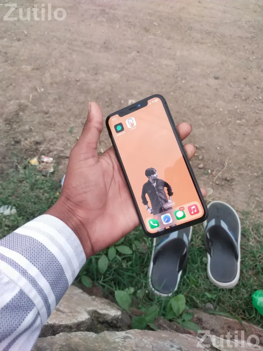 iPhone xs 256 - Mobile Phones - Dhandhuka - Image 4