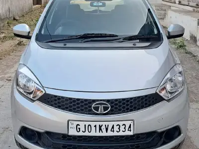 Tata Tiago Xz  Petrol Top Model