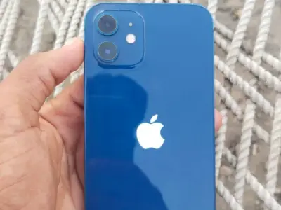 Apple iPhone 12 64GB Blue, 75% Battery Health Apple iPhone 12 64GB Blue, 75% Battery Health
