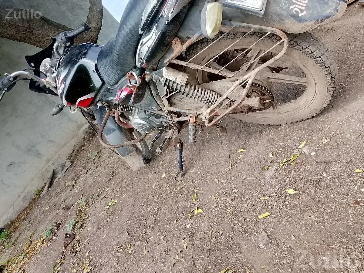 Bajaj Discover 2010 Bike for Sale - Bikes - Paddhari - Image 3