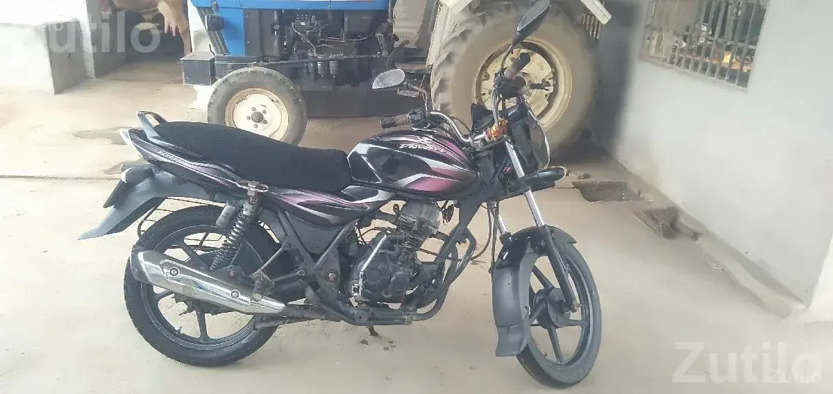 2013 Bajaj Discover 100cc Self Start Bike - Bikes - Junagadh City - Image 2