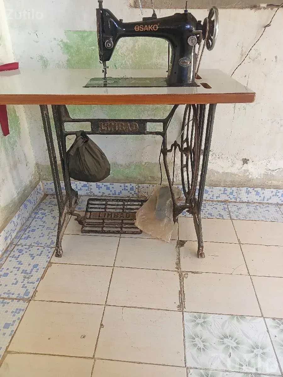 Osako Manual Sewing Machine - Machinery - Bhanvad - Image 2