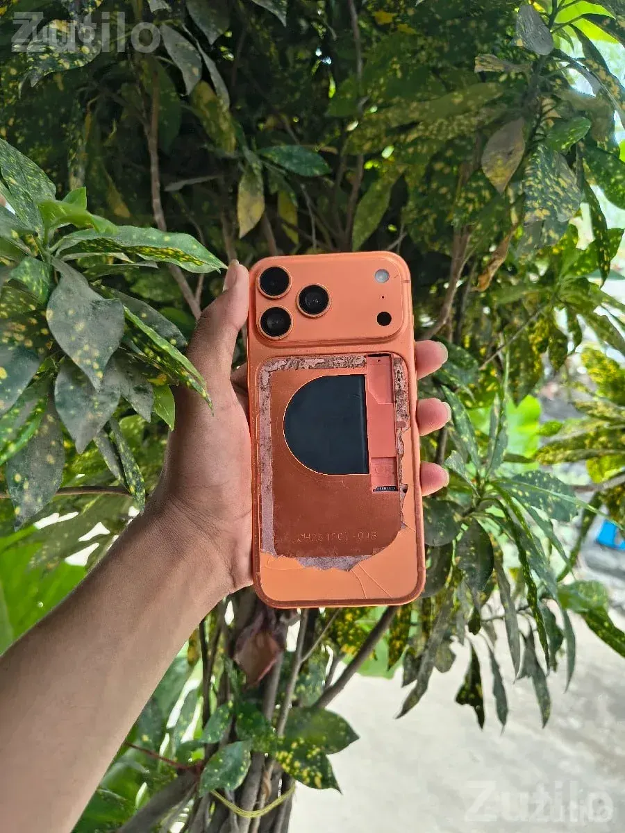 iPhone 17 Pro Max Duplicate Phone, Cracked - મોબાઇલ ફોન - જુનાગઢ - Image 2