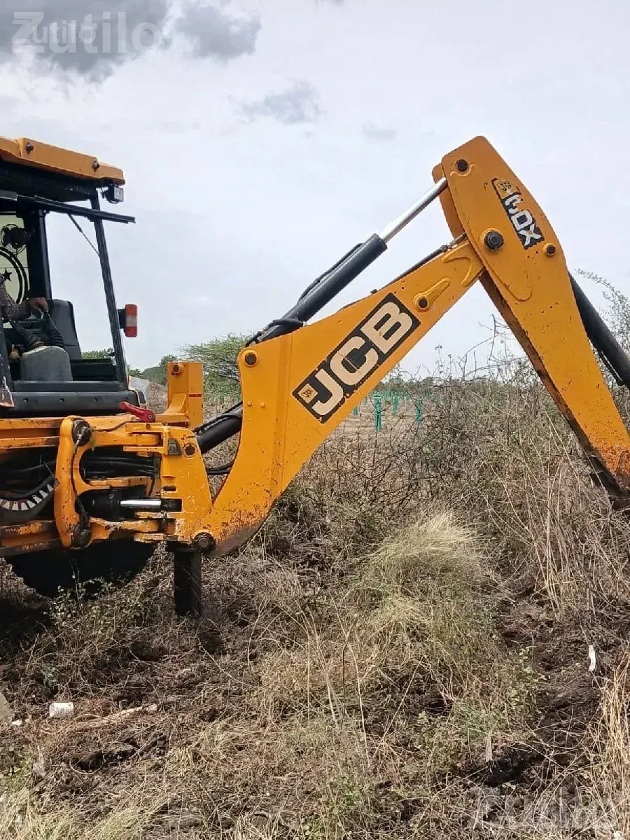 JCB 3DX Backhoe Loader 2019 Model - બાંધકામના વાહનો - બાગસરા - Image 3