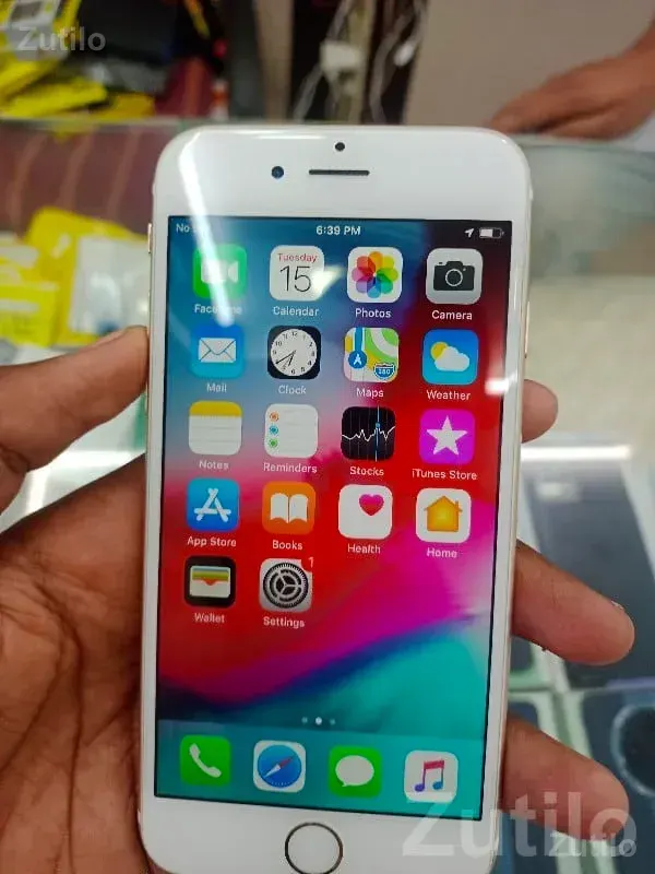 Used Gold Apple iPhone for Sale - Mobile Phones - Dhari - Image 3