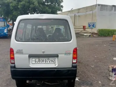 Maruti Suzuki Eeco Silver 7 Seater Van Maruti Suzuki Eeco Silver 7 Seater Van