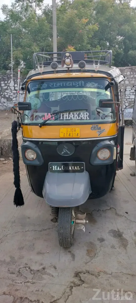 2017 BS4 Auto Rickshaw with New Tyres - ઓટો રિક્ષા - માણાવદર - Image 3