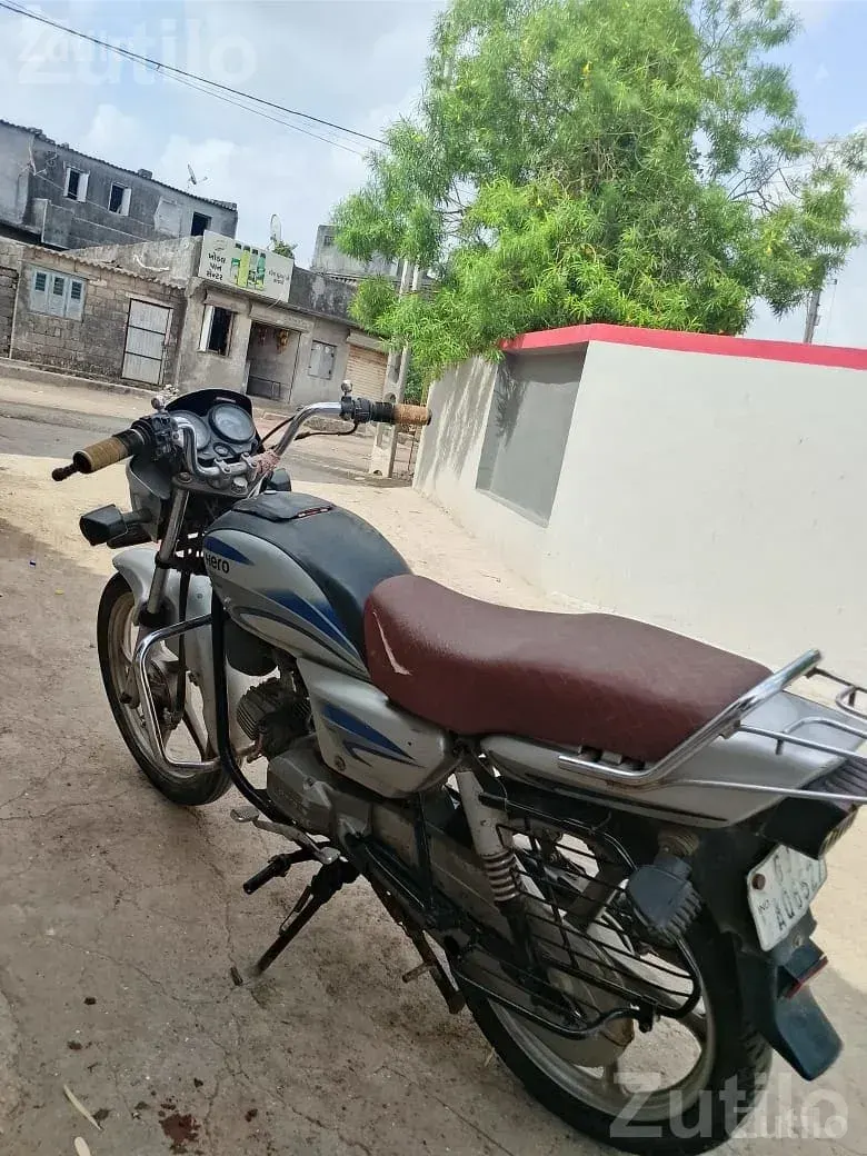 Hero Splendor 2014 Model Motorcycle - બાઇક્સ - માણાવદર - Image 3