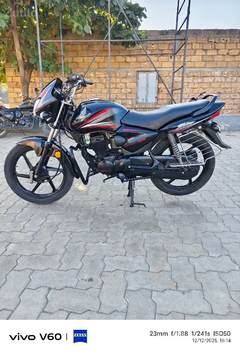 Honda Shine 125 Bike 2009 Model - બાઇક્સ - કેશોદ - Image 2
