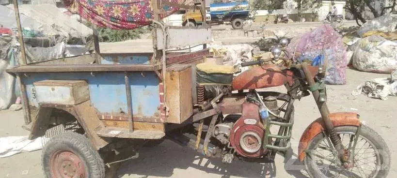 Three Wheeler Cargo Auto Rickshaw - ઓટો રિક્ષા - કેશોદ - Image 2