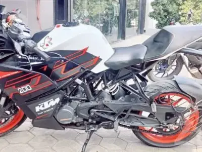 KTM RC 200 2021 Single Owner Bike