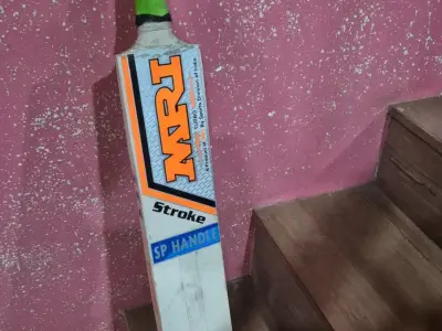 MRF bat SP handel MRF bat SP handel