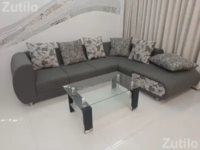 L shaped sod with coffee table L shaped sod with coffee table