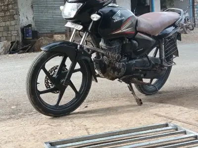 Honda Shine 2014 Black Motorcycle