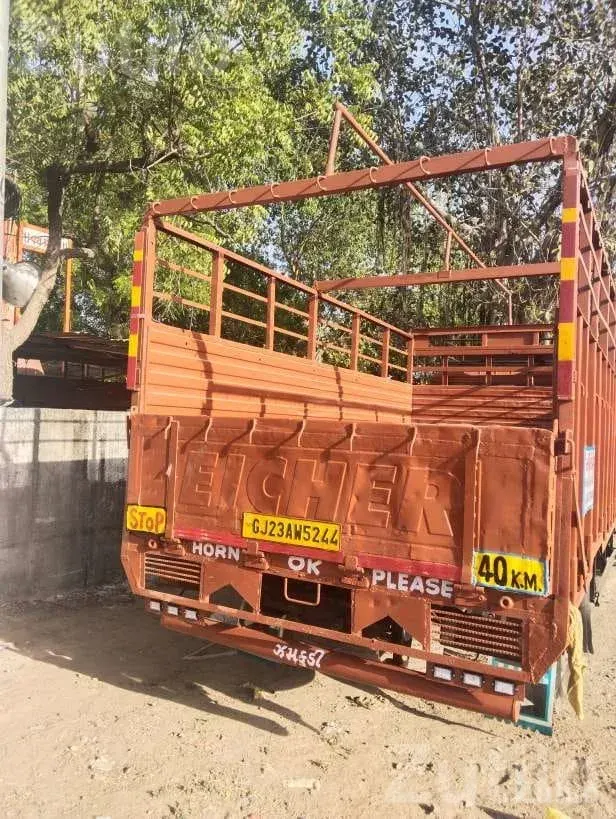 Eicher 10.59 Truck 2015 Running Vehicle - ટ્રક અને લોરી - અમદાવાદ શહેર - Image 2