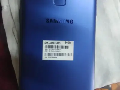 Samsung galaxy j8