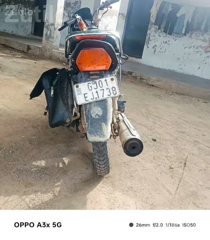 2011 Hero Honda CD Dawn Motorcycle - Bikes - Dholka - Image 5