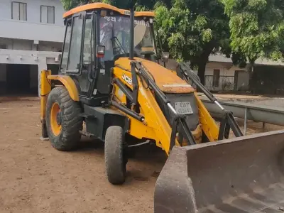 2014 JCB With Breaker, No Welding