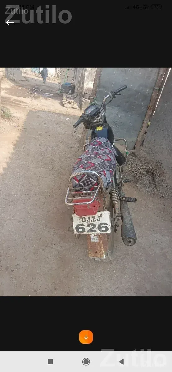 Hero Honda CD100 Motorcycle 1998 - Bikes - Bhanvad - Image 3