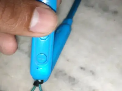 Bluetooth Neckband Earphones Blue