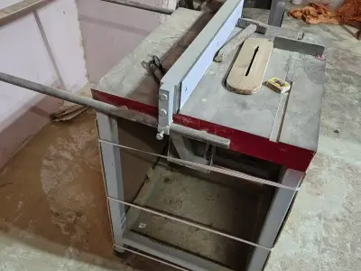 WOODEN CUTTING MACHINE WOODEN CUTTING MACHINE